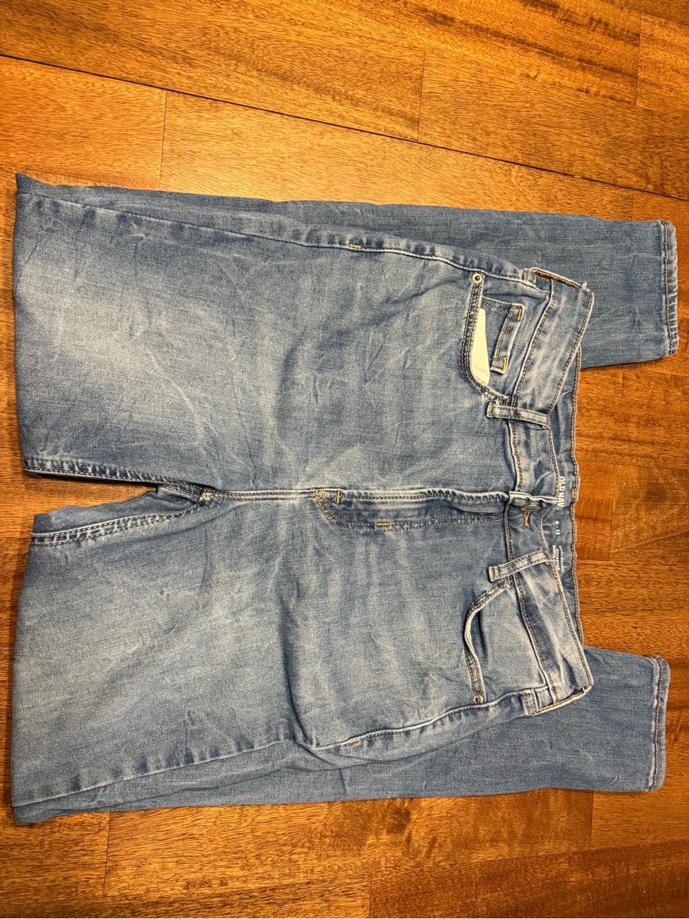 Old Navy women’s  Light Blue Relaxed Jeans